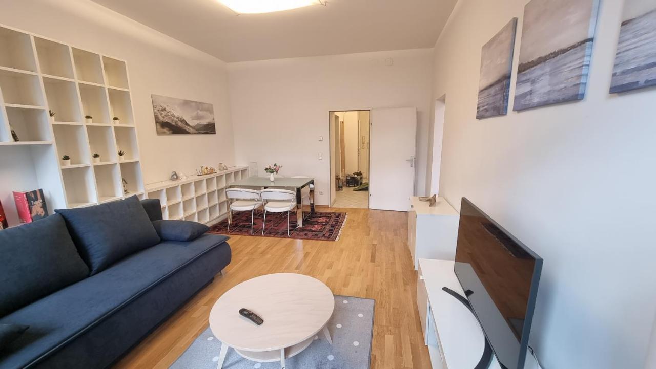 Sunny Apartment Next To Metro 1Br Vienna Exterior photo