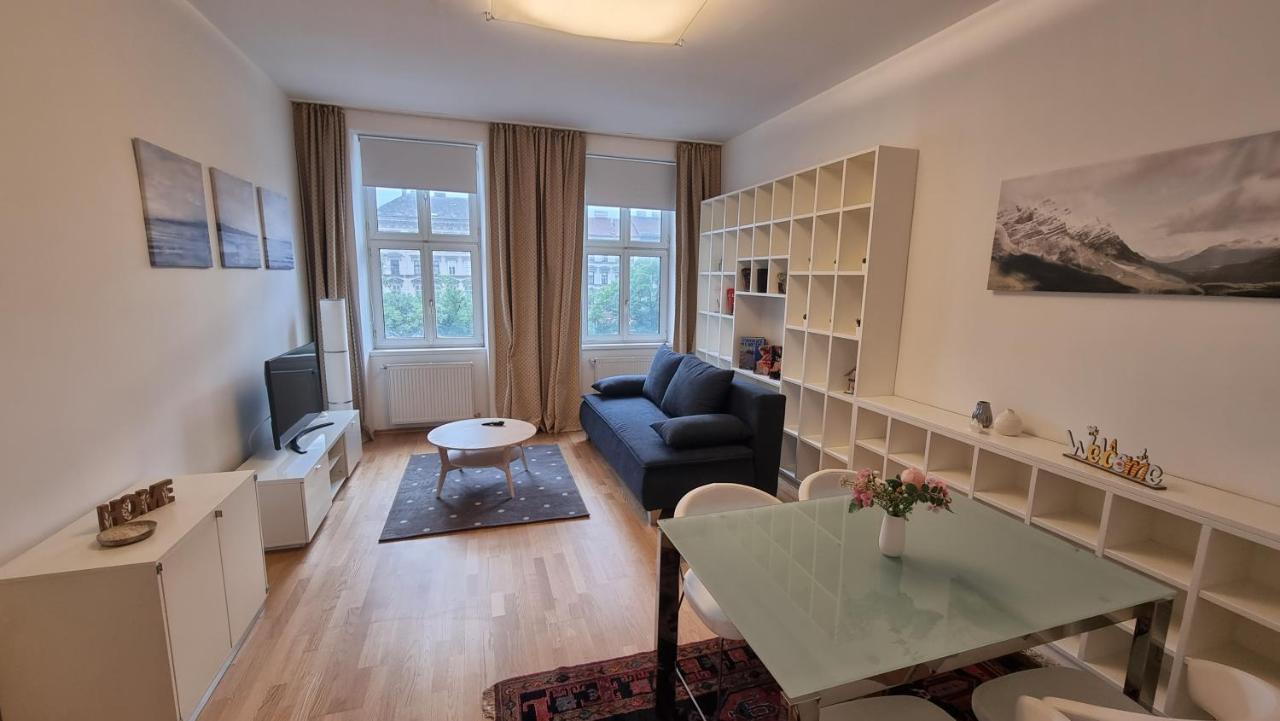 Sunny Apartment Next To Metro 1Br Vienna Exterior photo